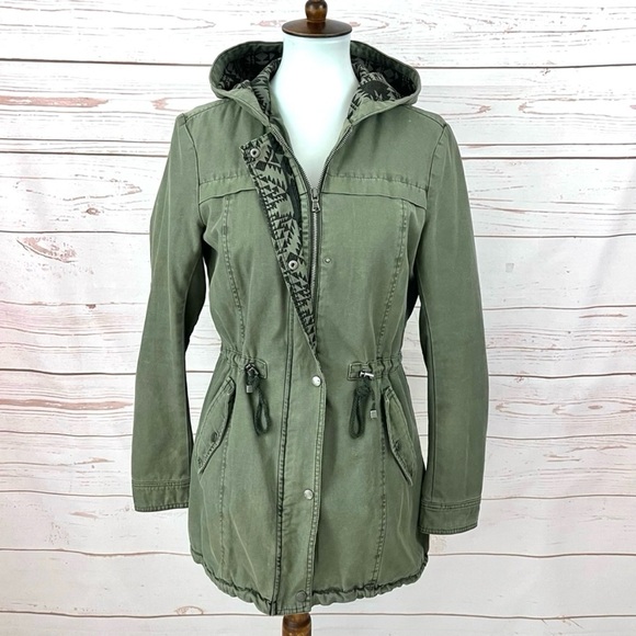 Levi's Army Green Quilted Aztec Elbow Patch Fishtail Hooded Parka Utility Coat - Picture 1 of 13